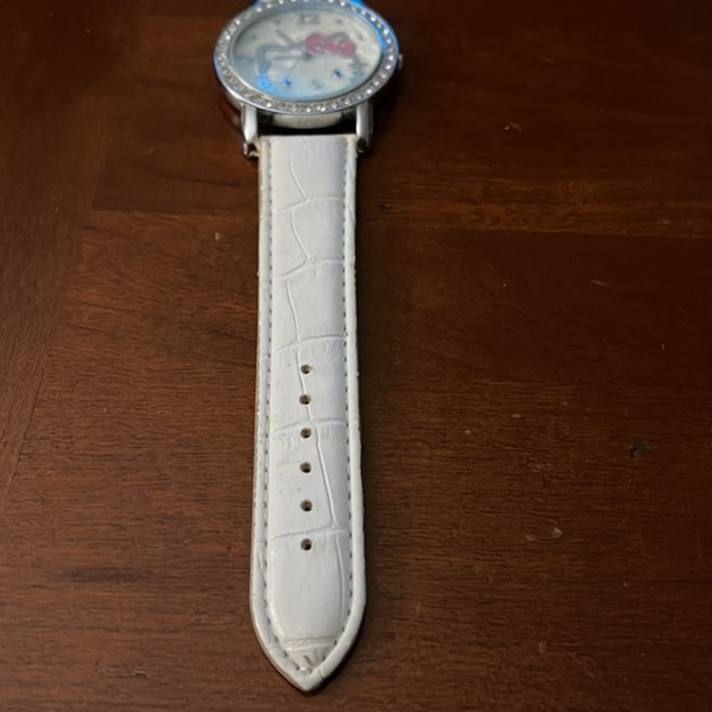 Hello Kitty Watch - Picture 5 of 10